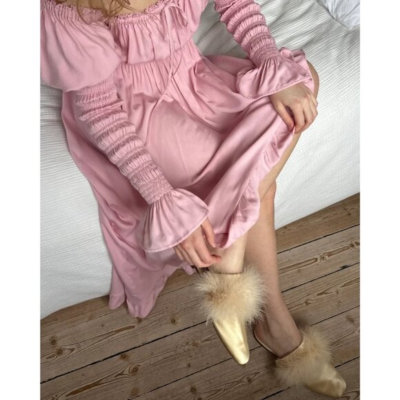 Sleeper Juliette Off Shoulder Smocked Midi Dress M Fairy Pink Shirred NEW $370 - Picture 5 of 14